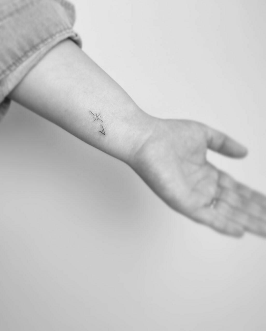 Inksearch tattoo mesandraws.tattoo