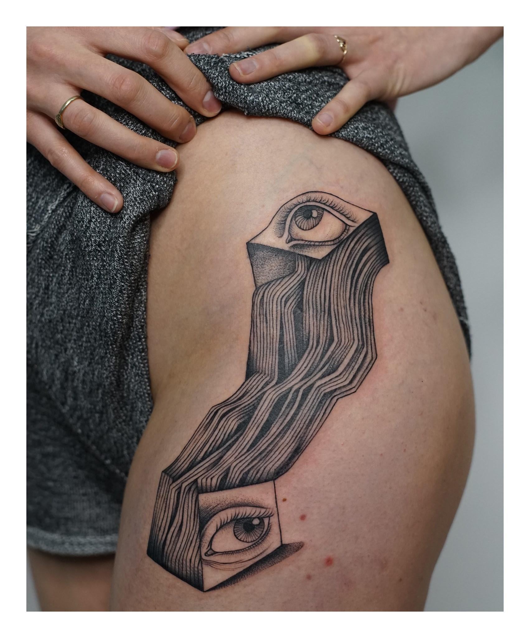Inksearch tattoo Anna Szejdewik aka Coxie