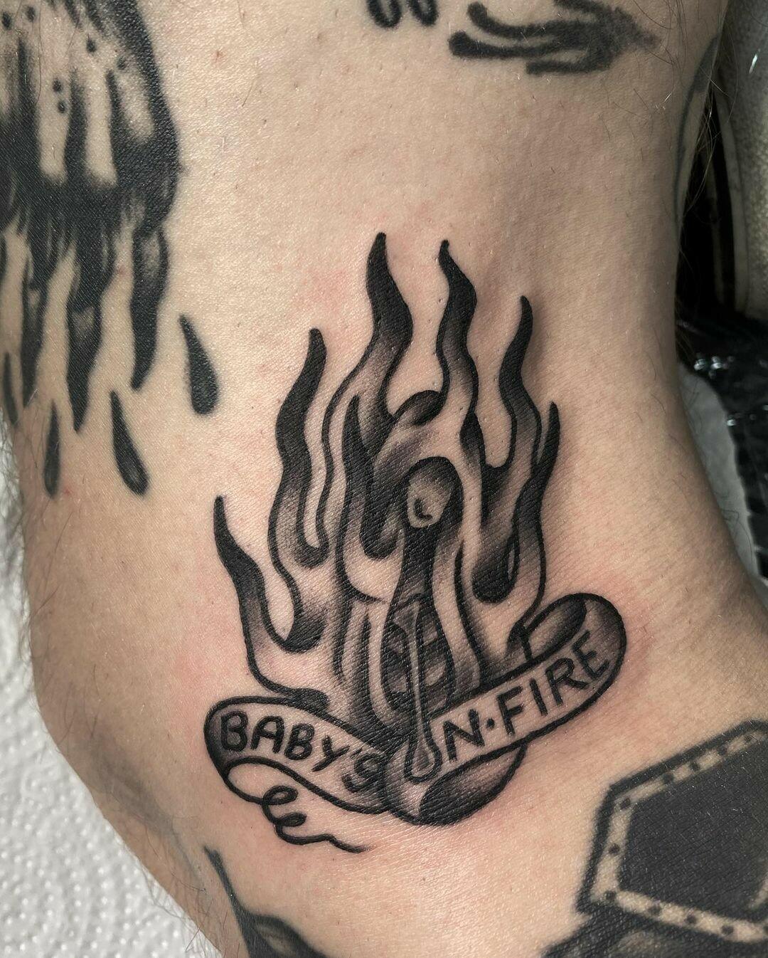 Inksearch tattoo Agahtattooer