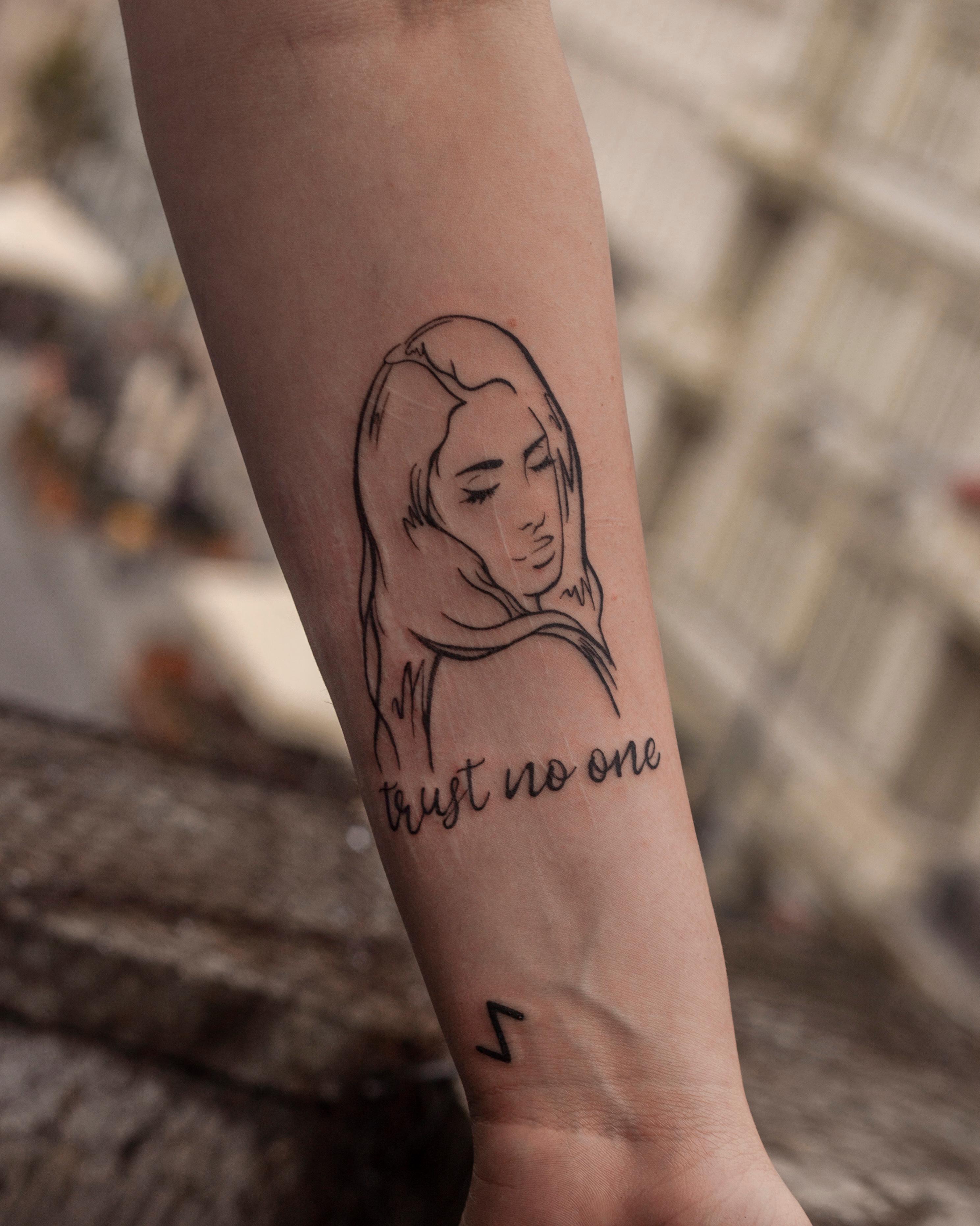 Inksearch tattoo Wściekła Blondyna
