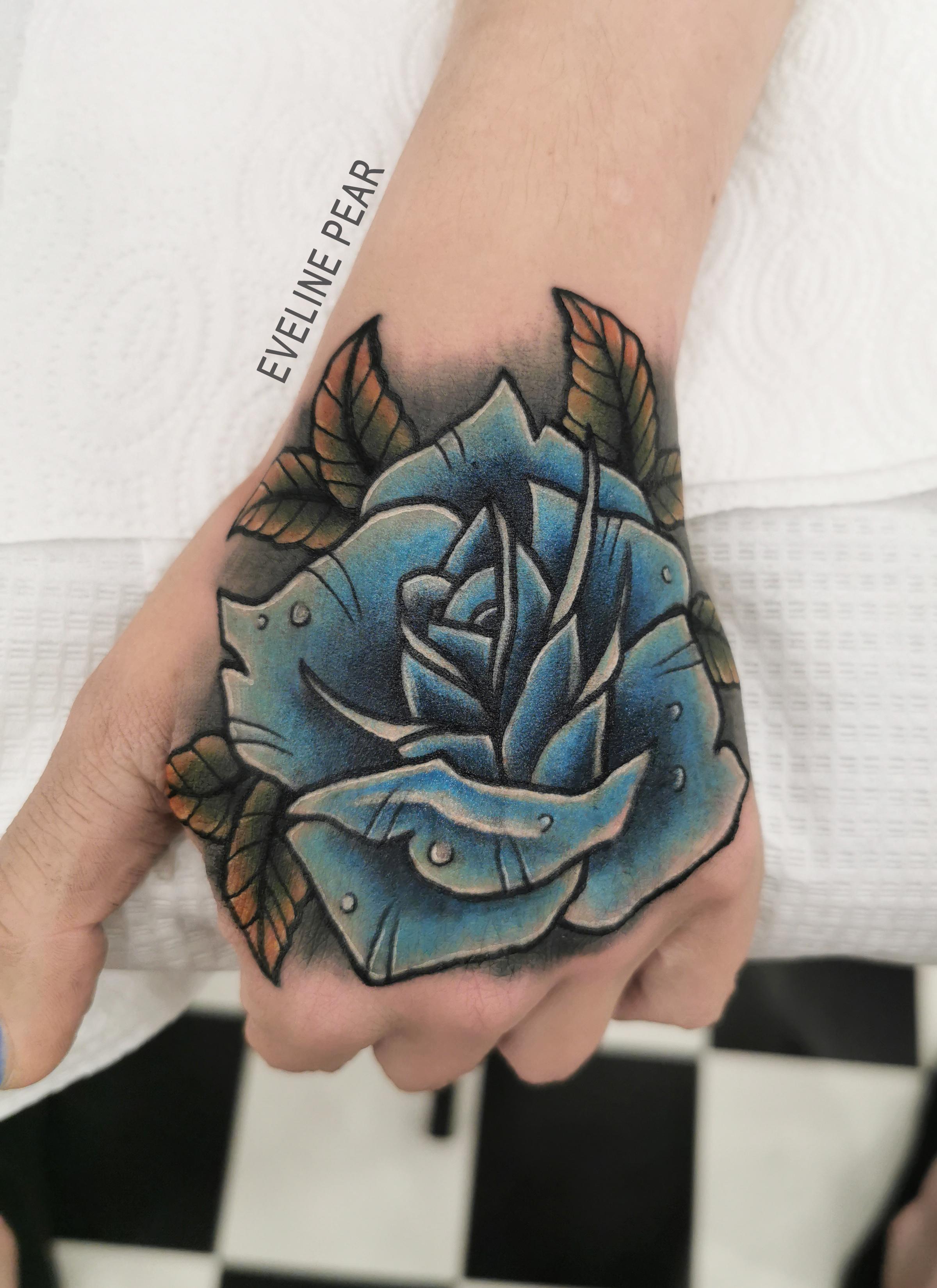 Inksearch tattoo Eveline Pear Ink