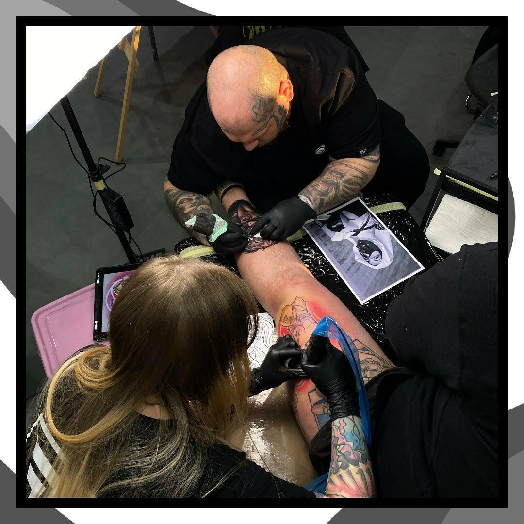 Inksearch tattoo La Familia Tattoo Shop
