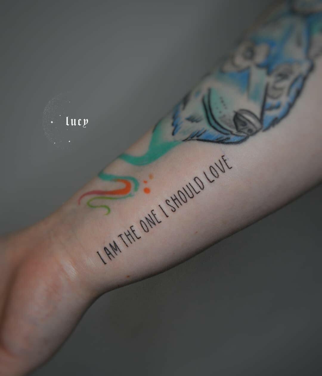 Inksearch tattoo Lucy_handpoke