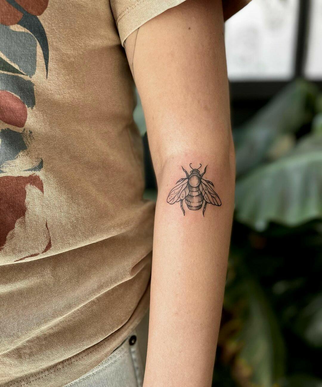 Inksearch tattoo Eterneco INK - Eliza Wiktorowicz