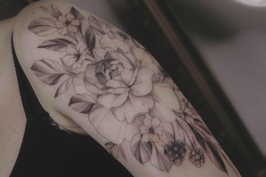 Inksearch tattoo Joasia Luna