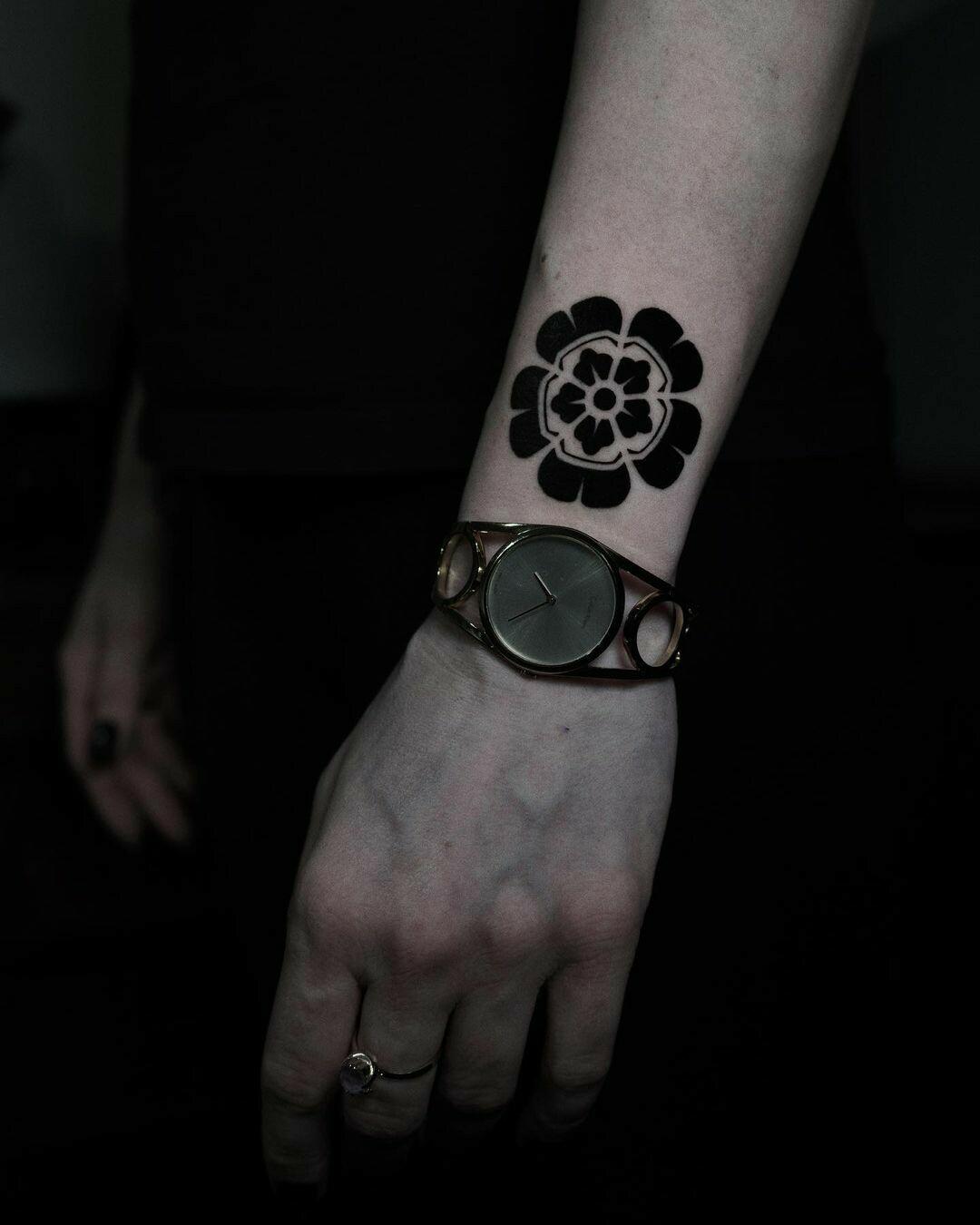 Inksearch tattoo Patryk Chybowski (Boski Tattoo)