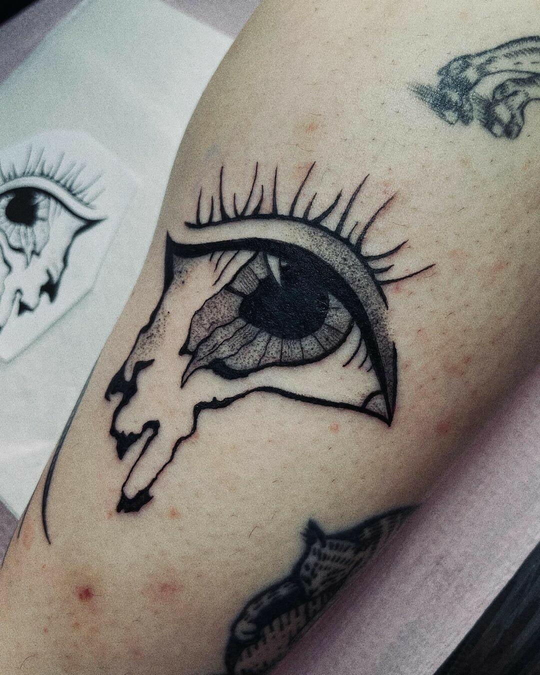 Inksearch tattoo Daria Zoe Dąbrowska