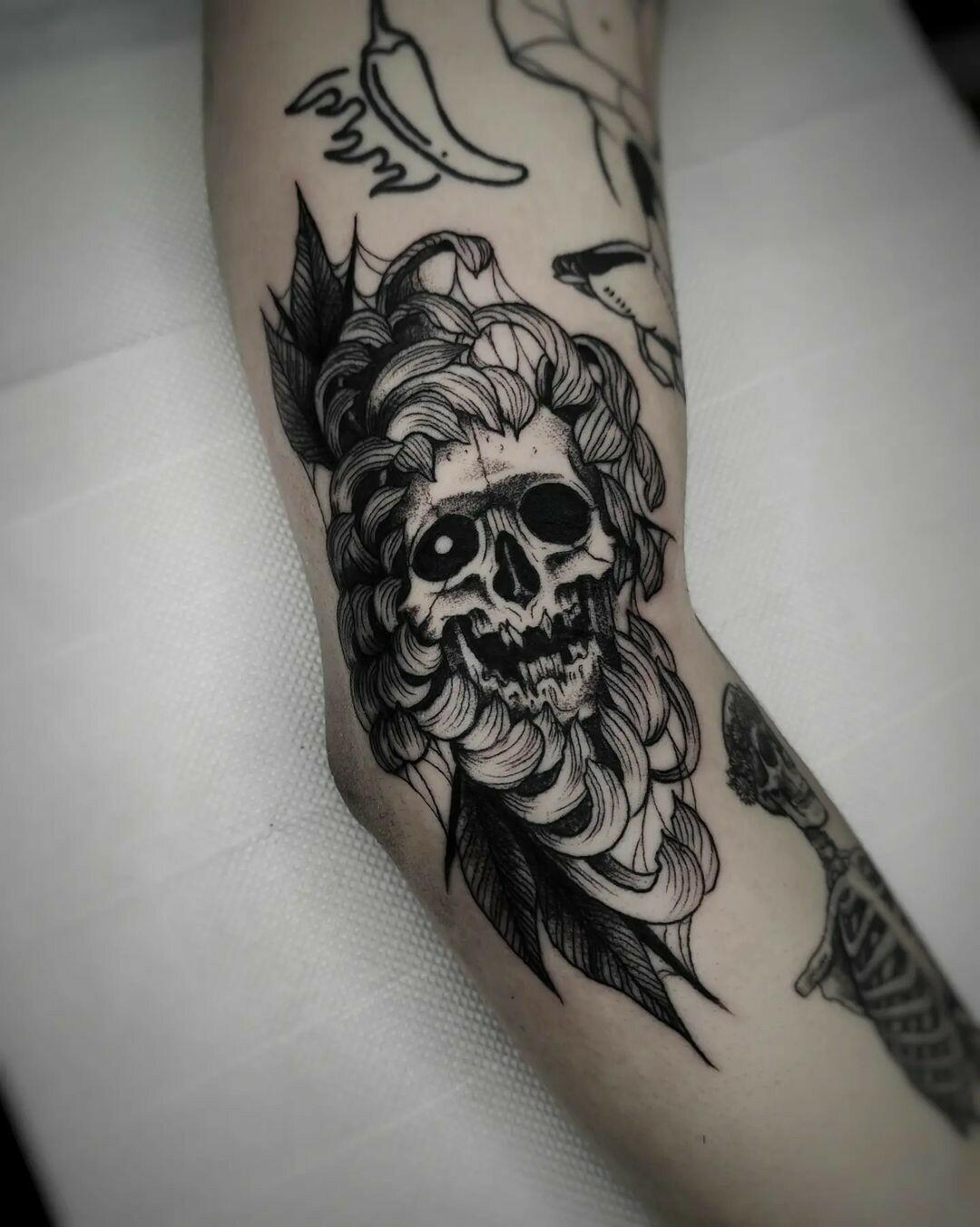 Inksearch tattoo Varali.tattoo