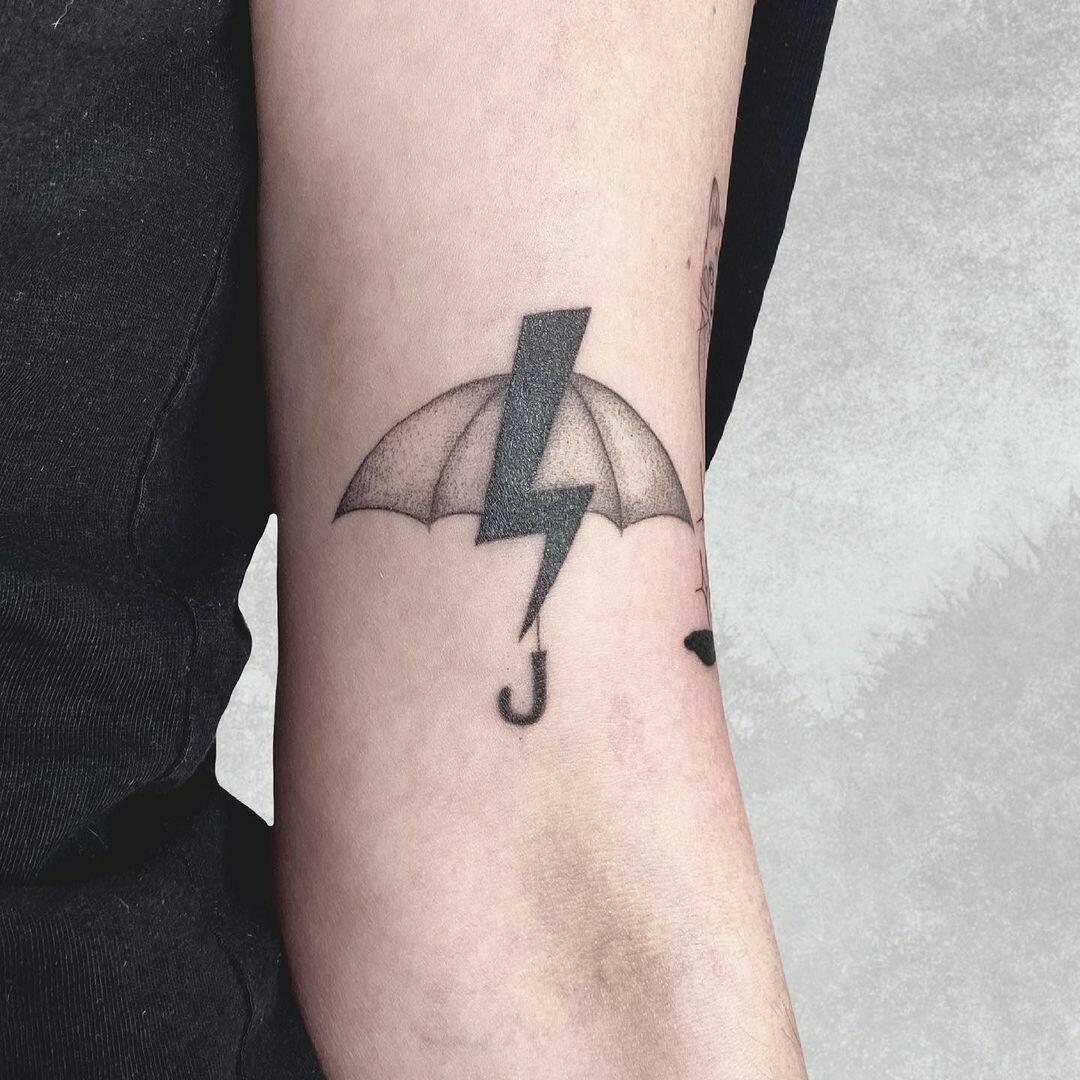 Inksearch tattoo Szara Wara