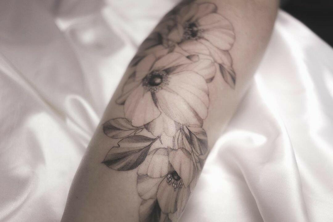 Inksearch tattoo Joasia Luna