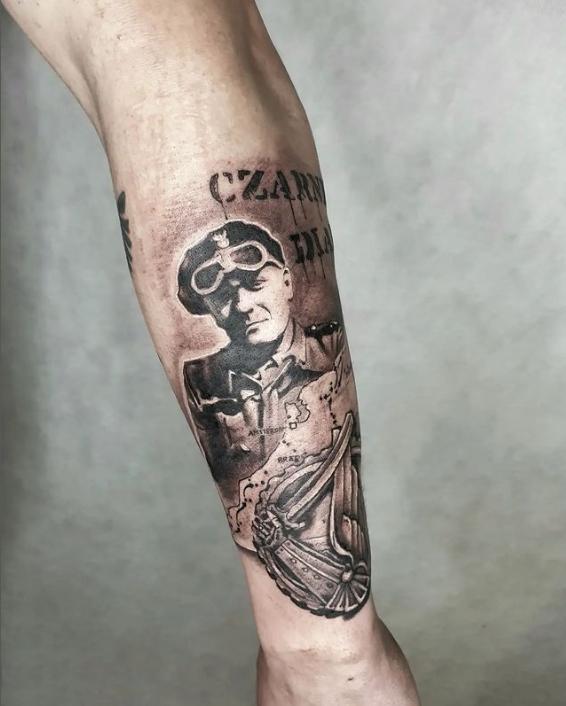 Inksearch tattoo Mattika Maciek