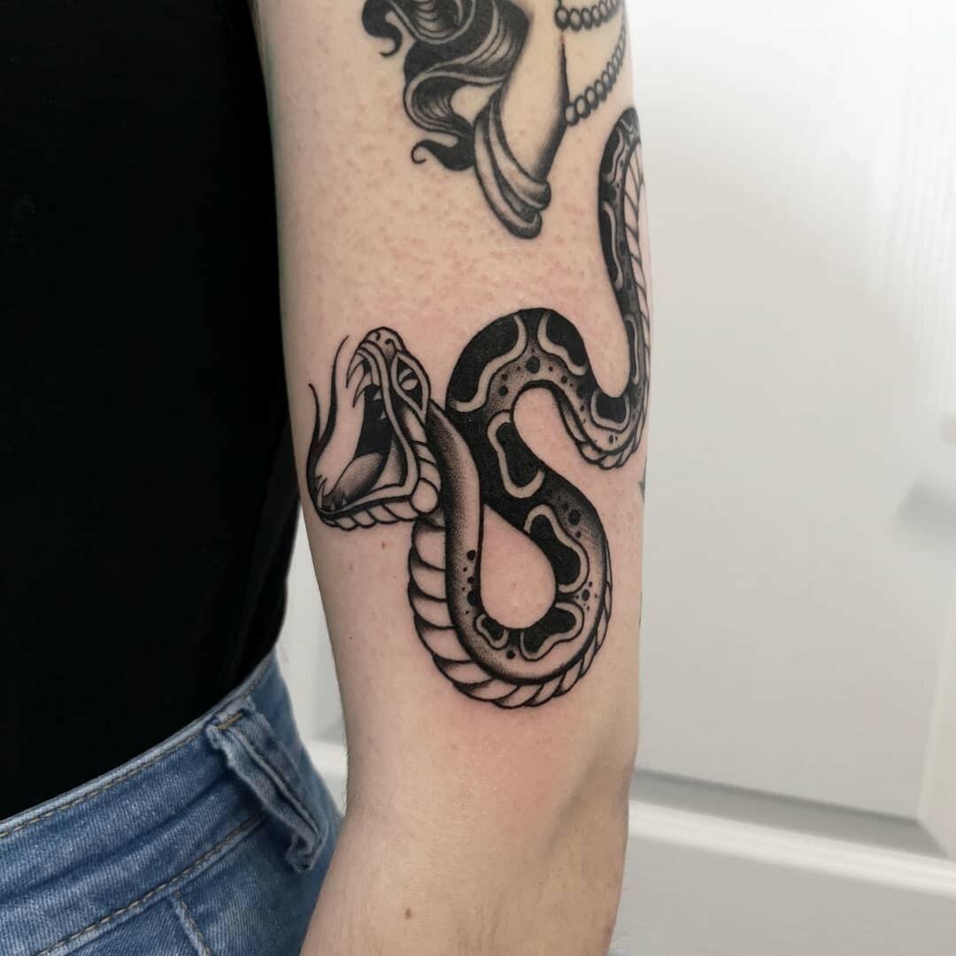 Inksearch tattoo Evel Qbiak