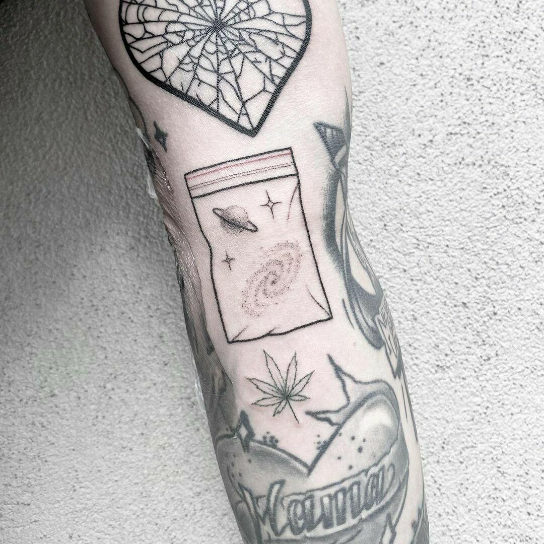 Inksearch tattoo FAJNERZECZYTATUAŻE