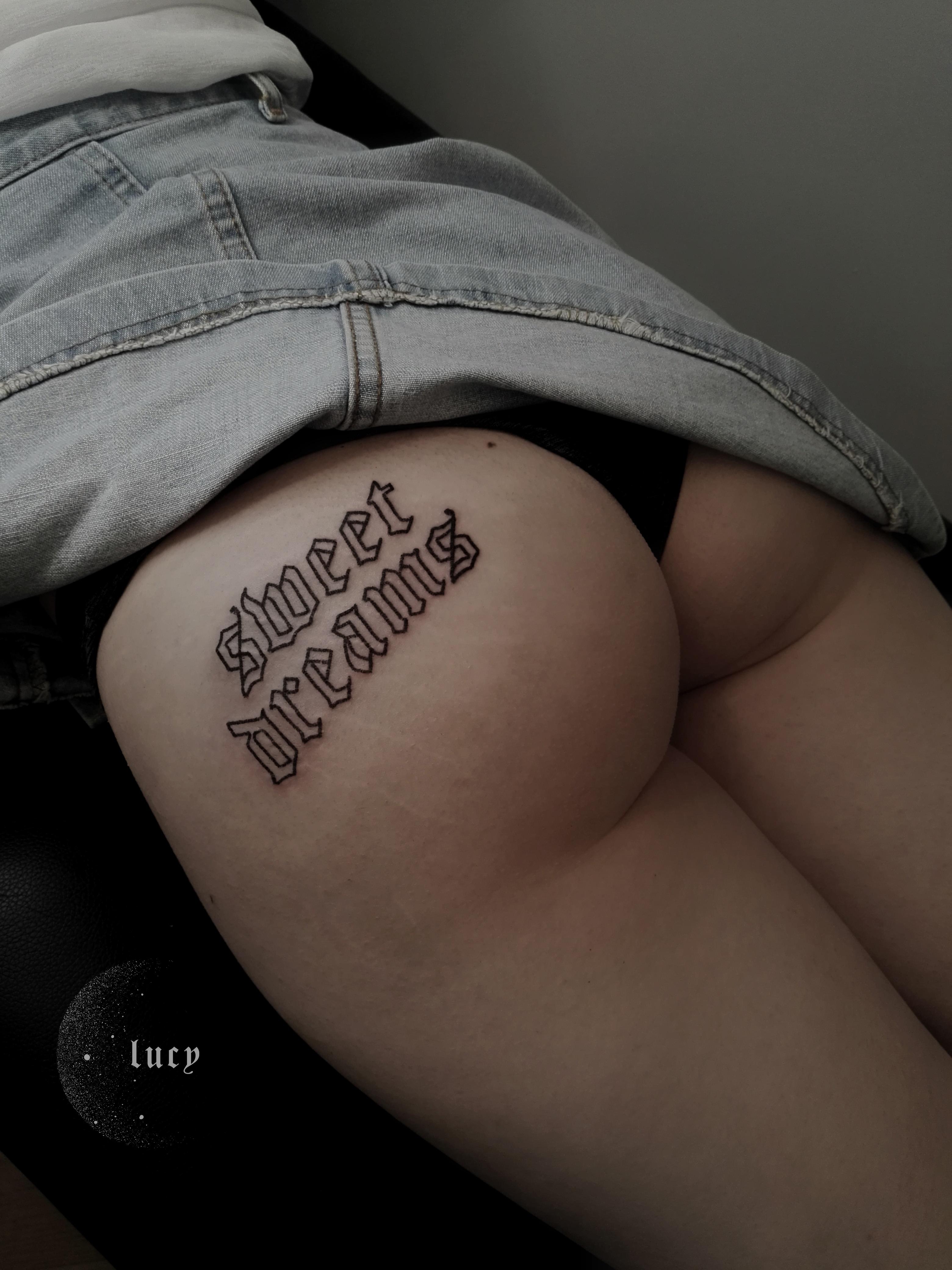 Inksearch tattoo Lucy_handpoke