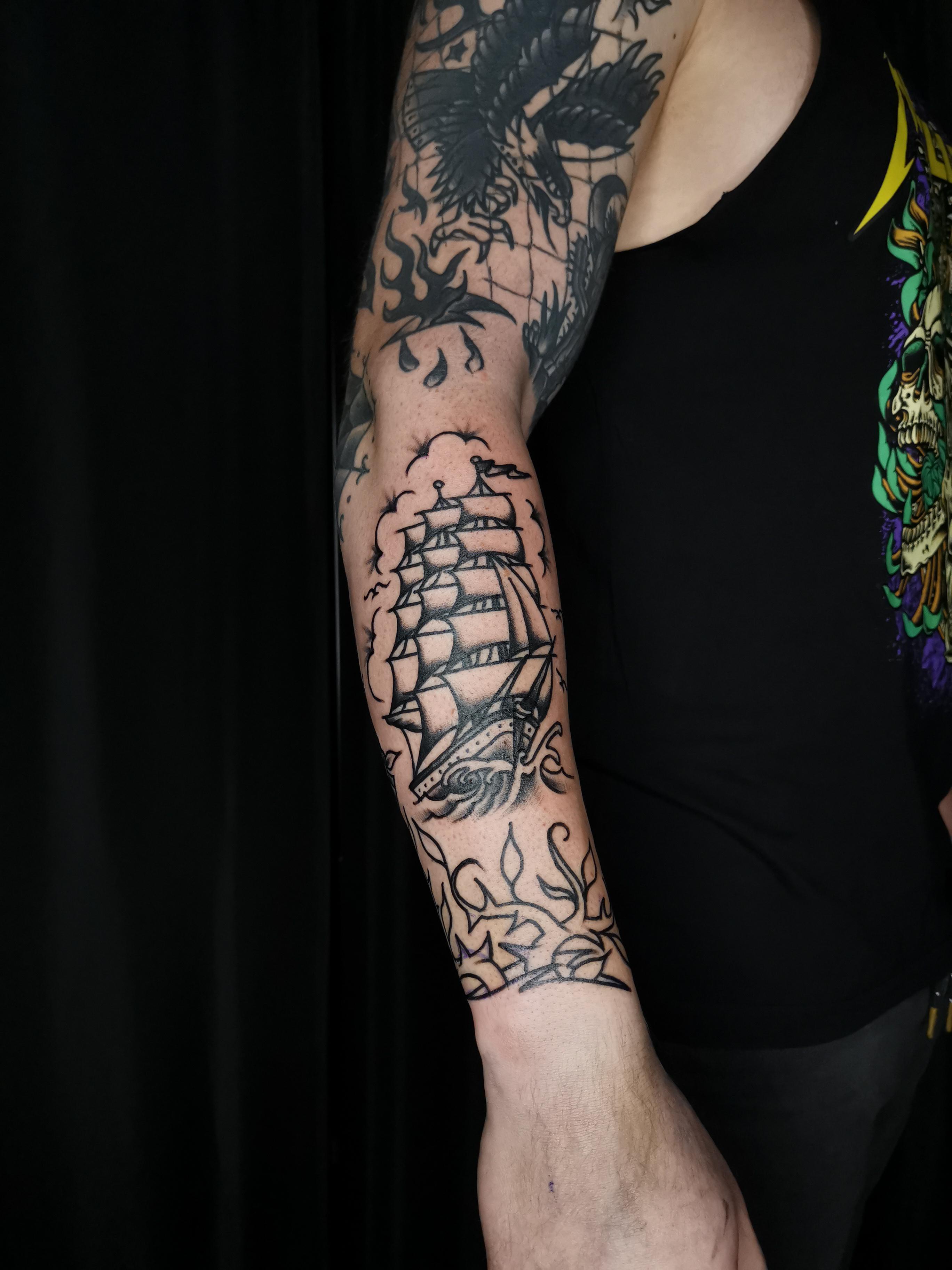 Inksearch tattoo SPIKE HEAD