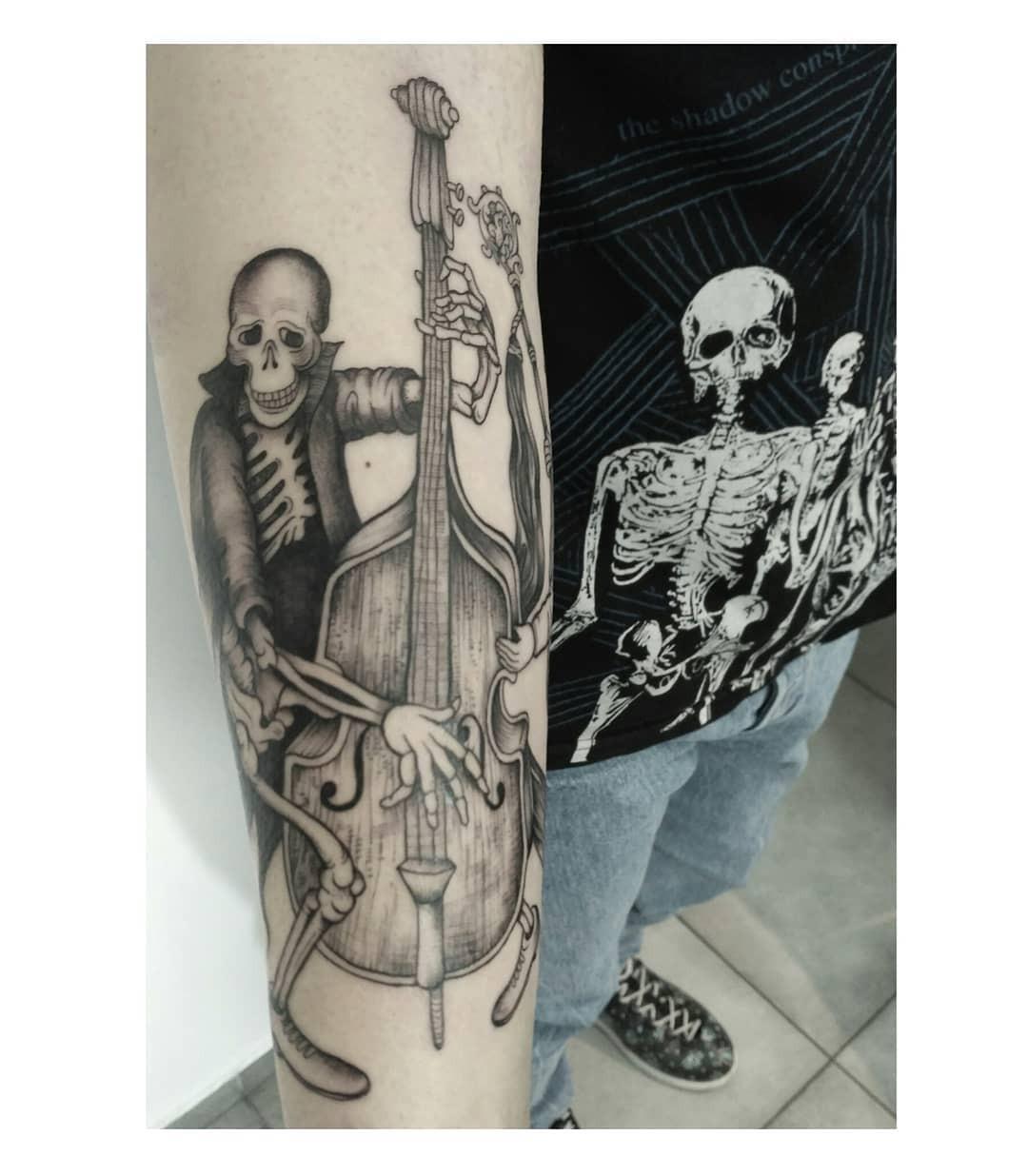 Inksearch tattoo Anna Szejdewik aka Coxie