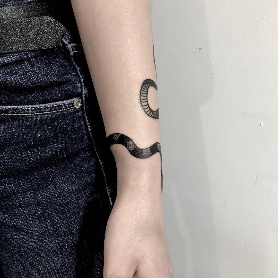 Inksearch tattoo Filosh Pink