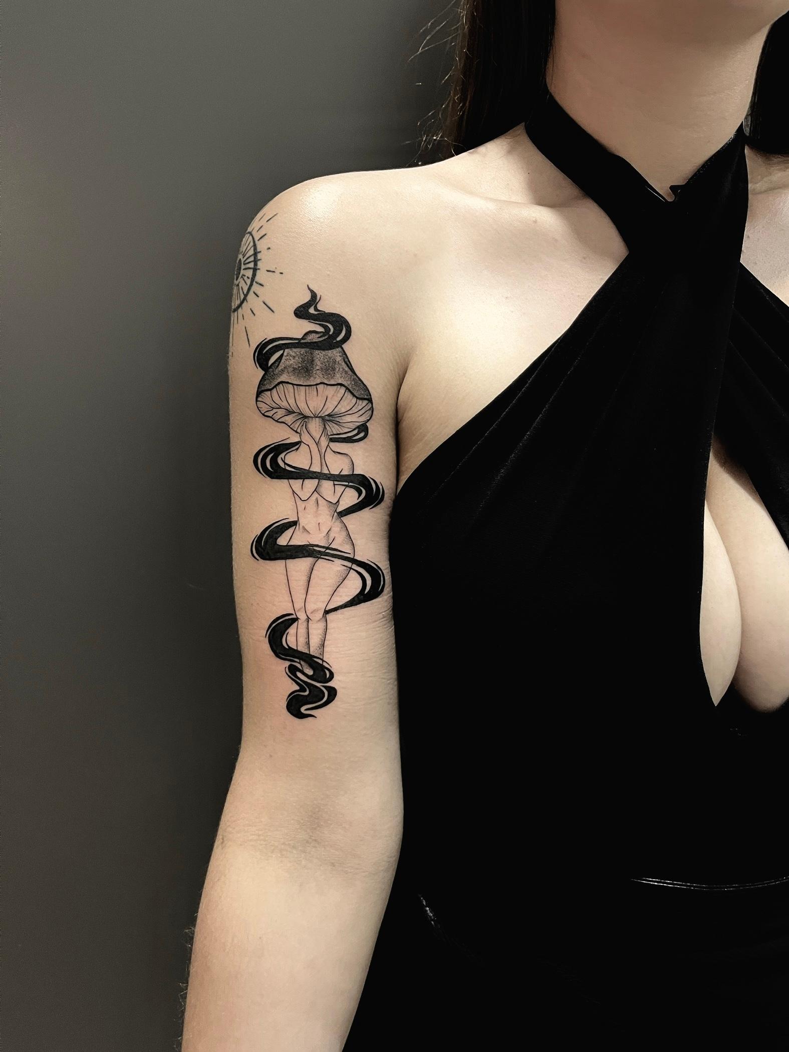 Inksearch tattoo Emilia