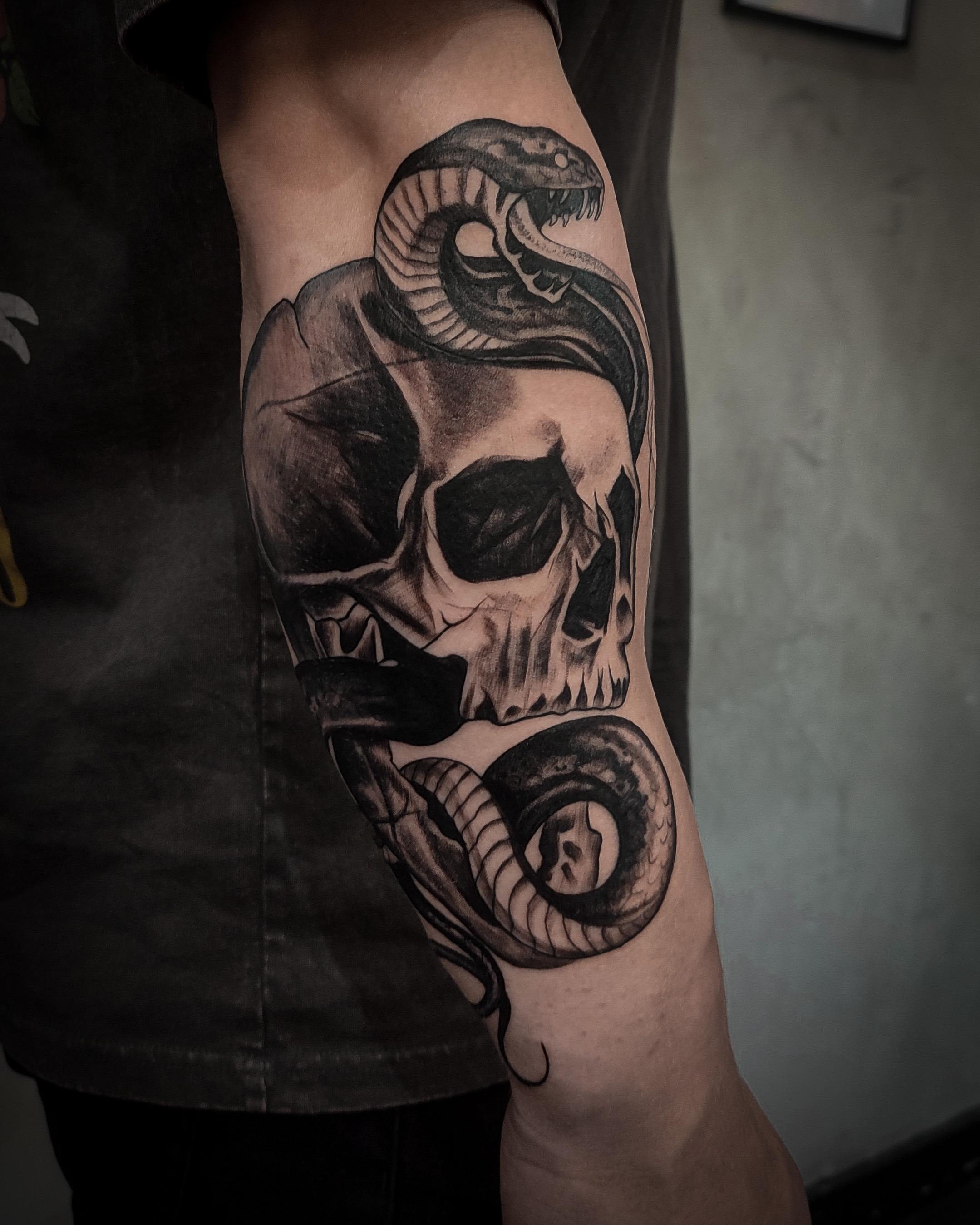 Inksearch tattoo Projectblackwork