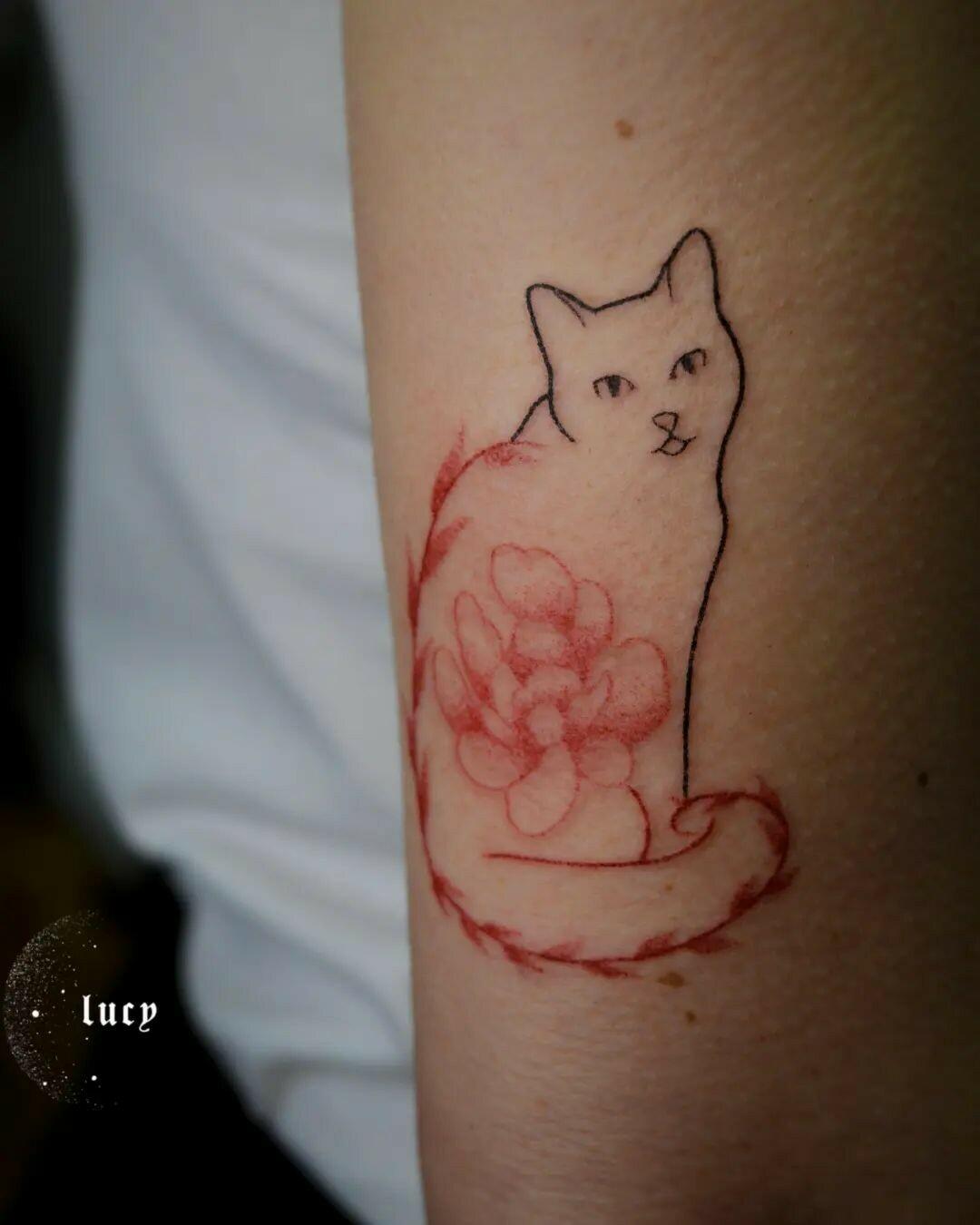 Inksearch tattoo Lucy_handpoke