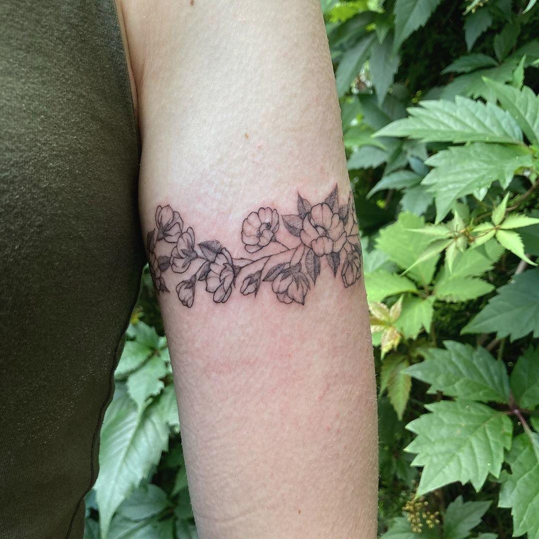 Inksearch tattoo Szara Wara