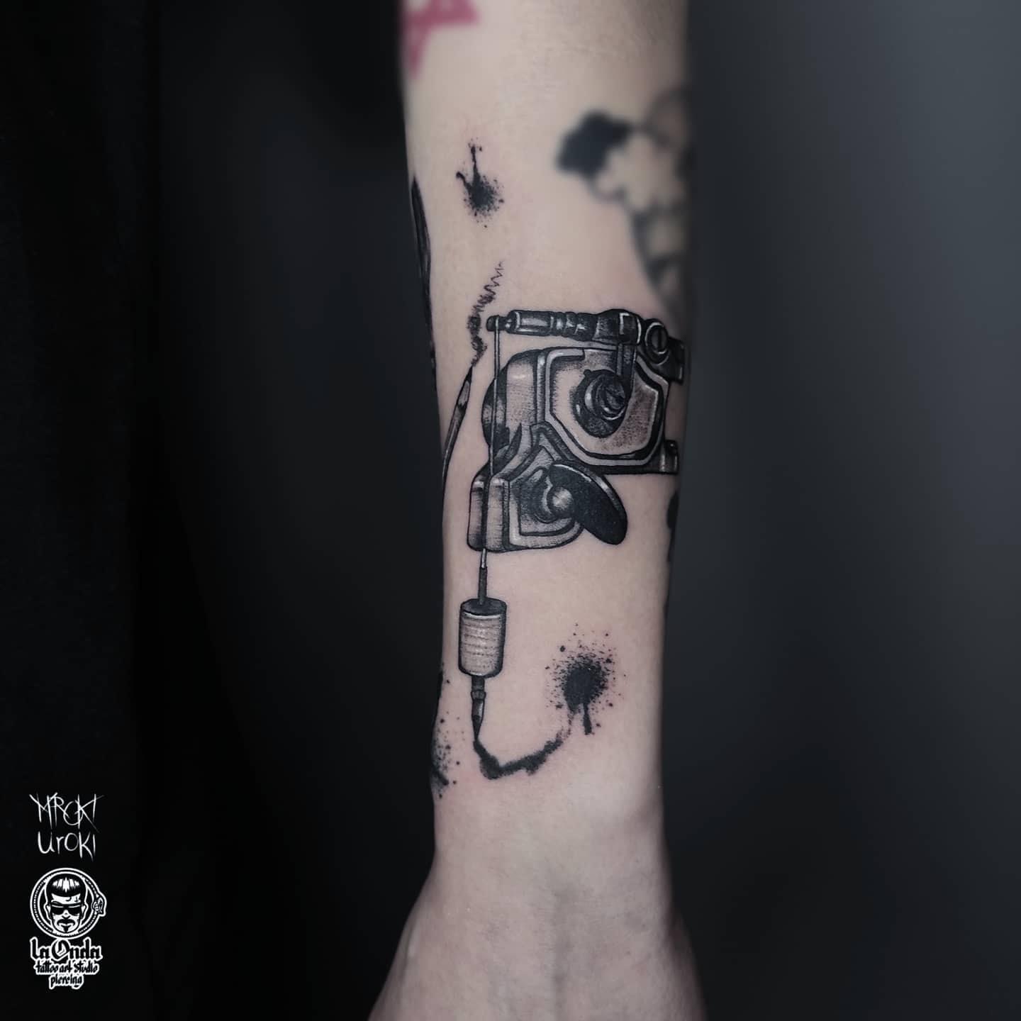Inksearch tattoo MrokiUroki