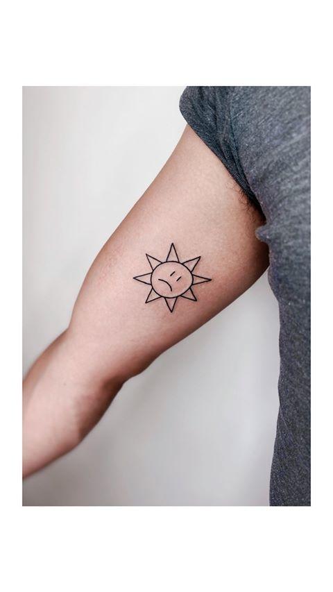 Inksearch tattoo Krzywa Kreska