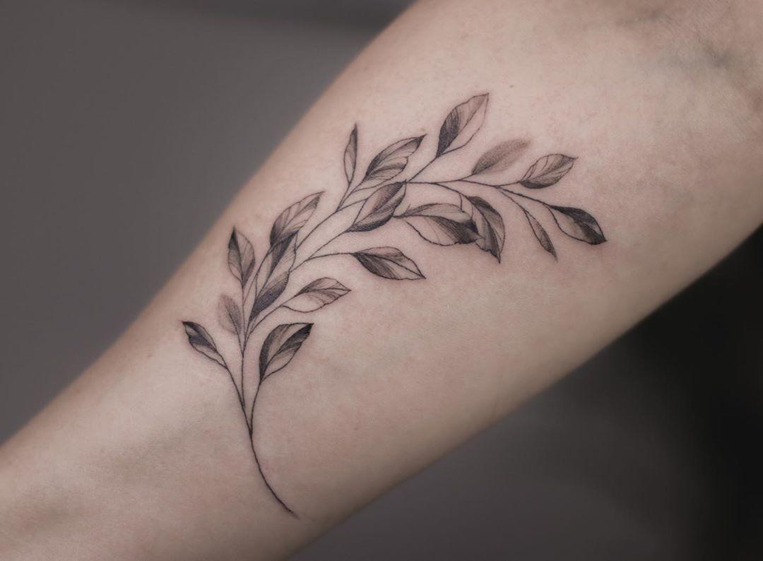 Inksearch tattoo Joasia Luna