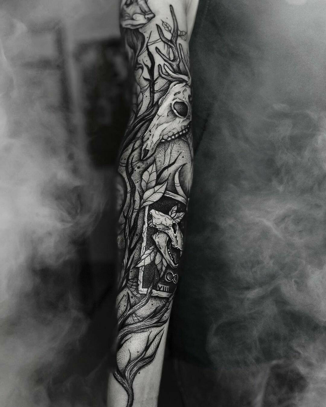 Inksearch tattoo Emanuela Latoszek 🌙 The Sacred Touch ⚜️