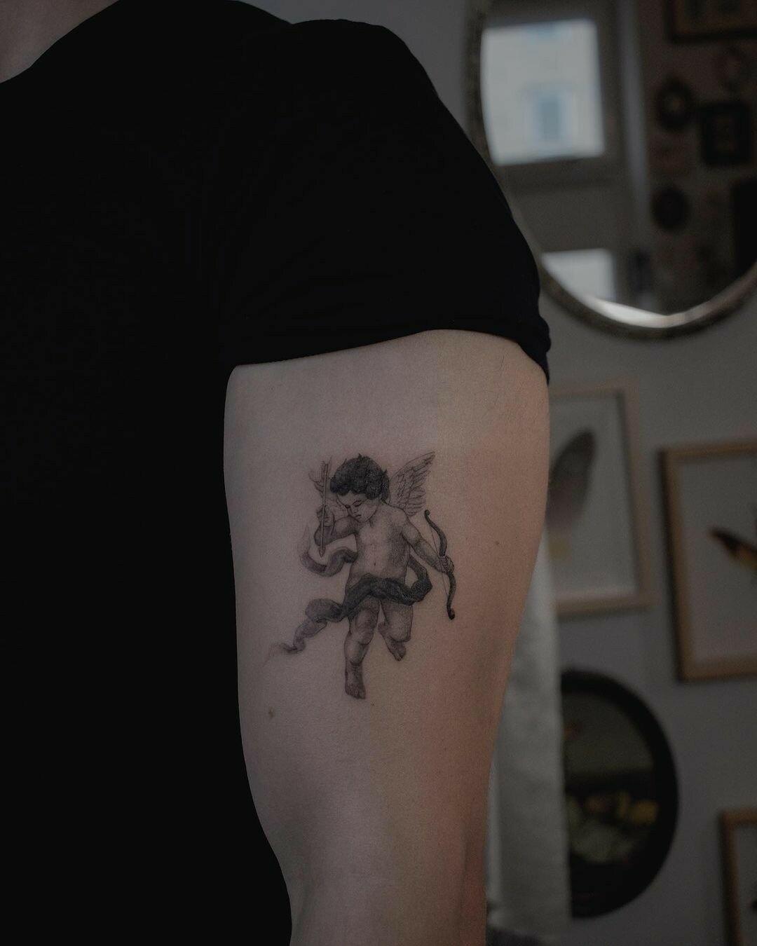 Inksearch tattoo Joasia Luna