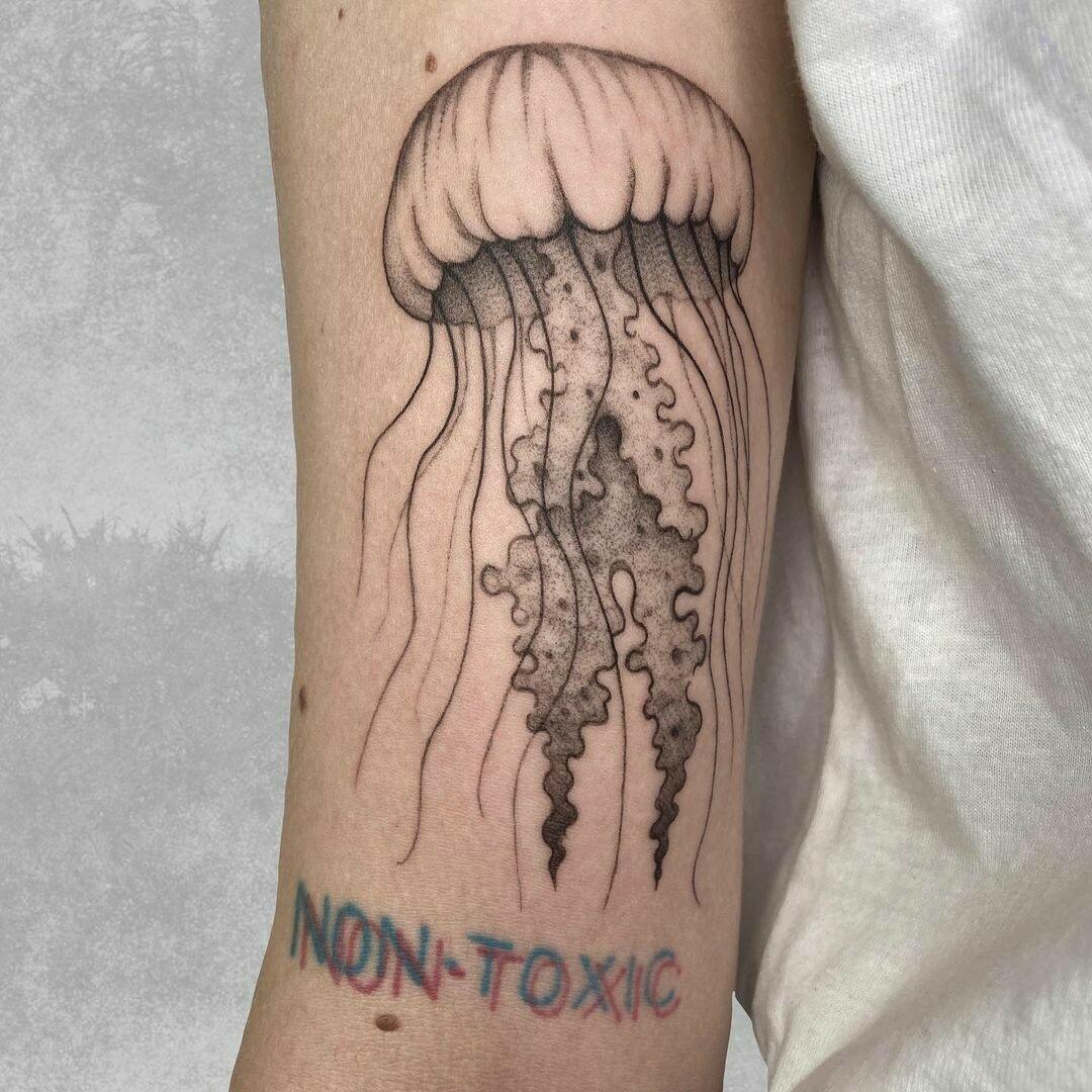 Inksearch tattoo Szara Wara