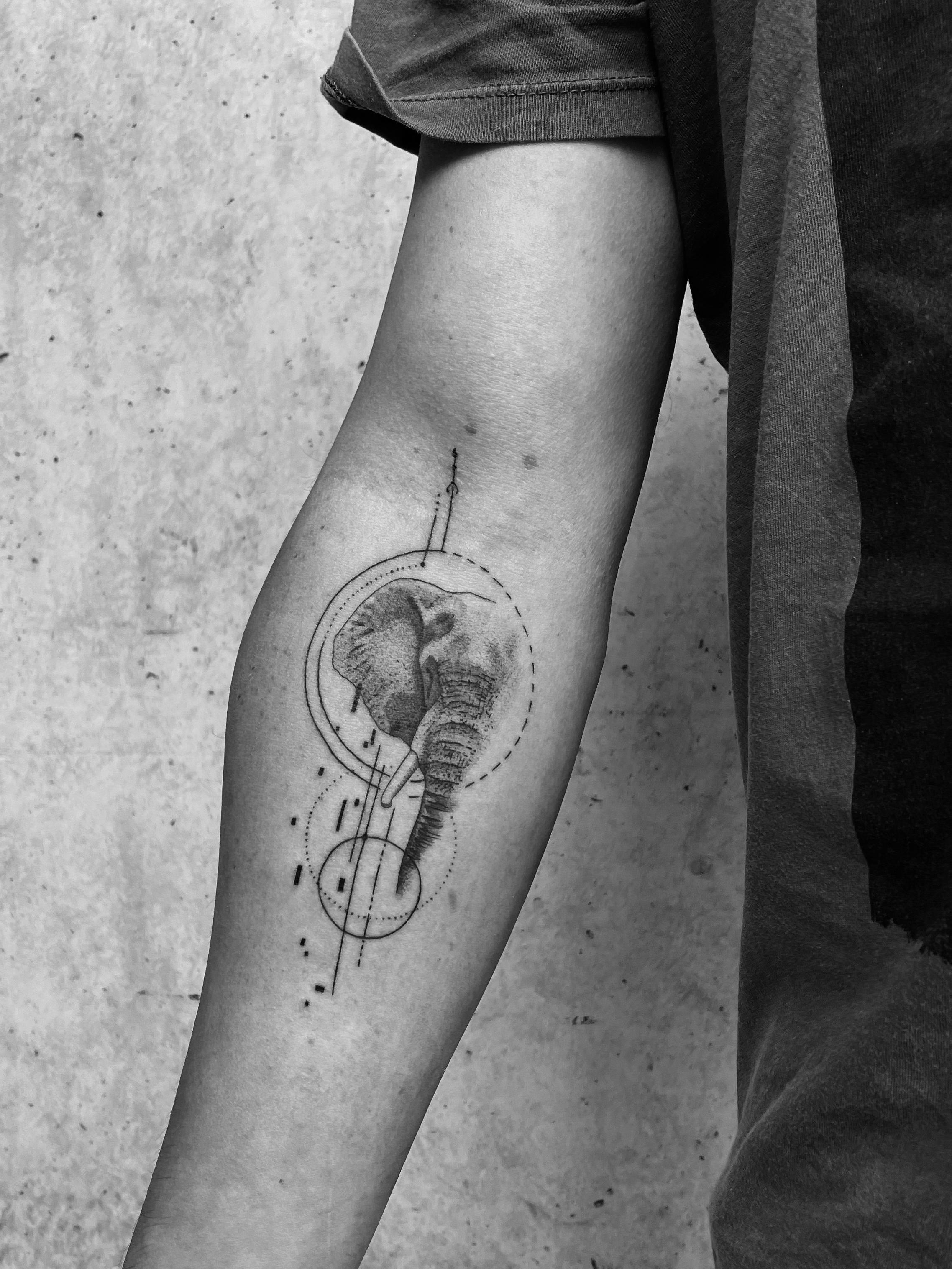 Inksearch tattoo LA JOTA TATTOO