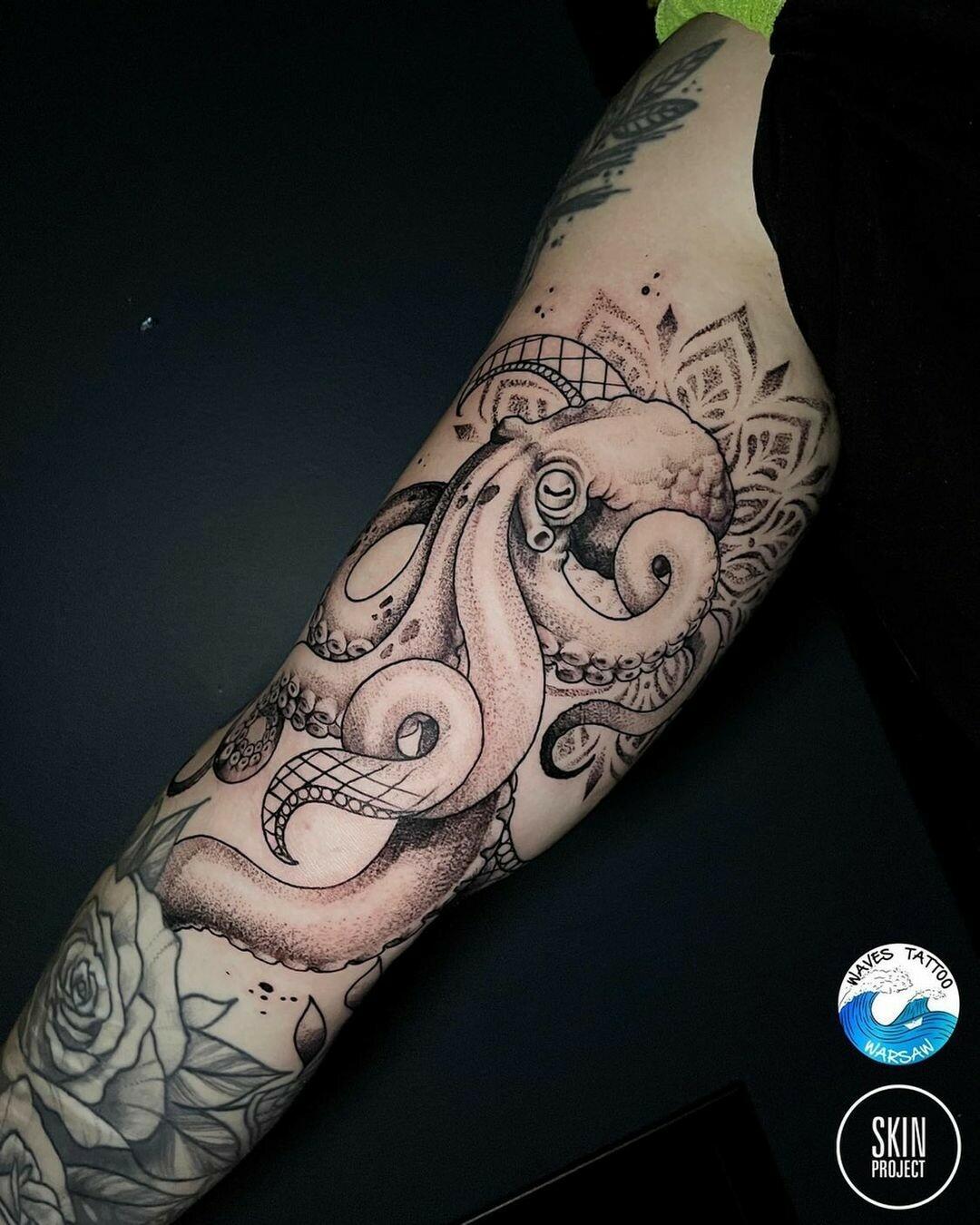 Inksearch tattoo Waves Tattoo Warsaw