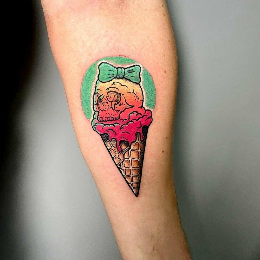 Inksearch tattoo Notomasz Tatuaż