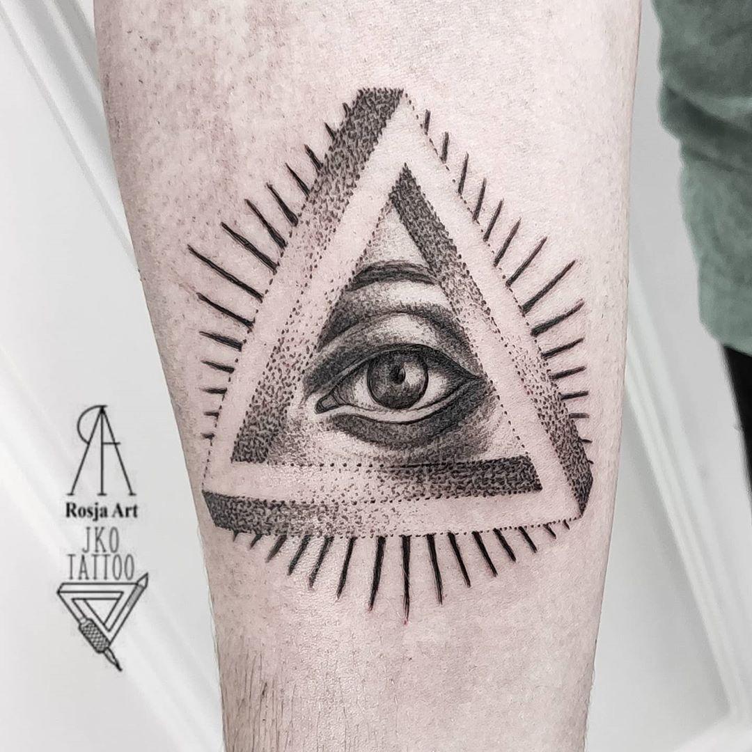 Inksearch tattoo Rosja Art Tattoo