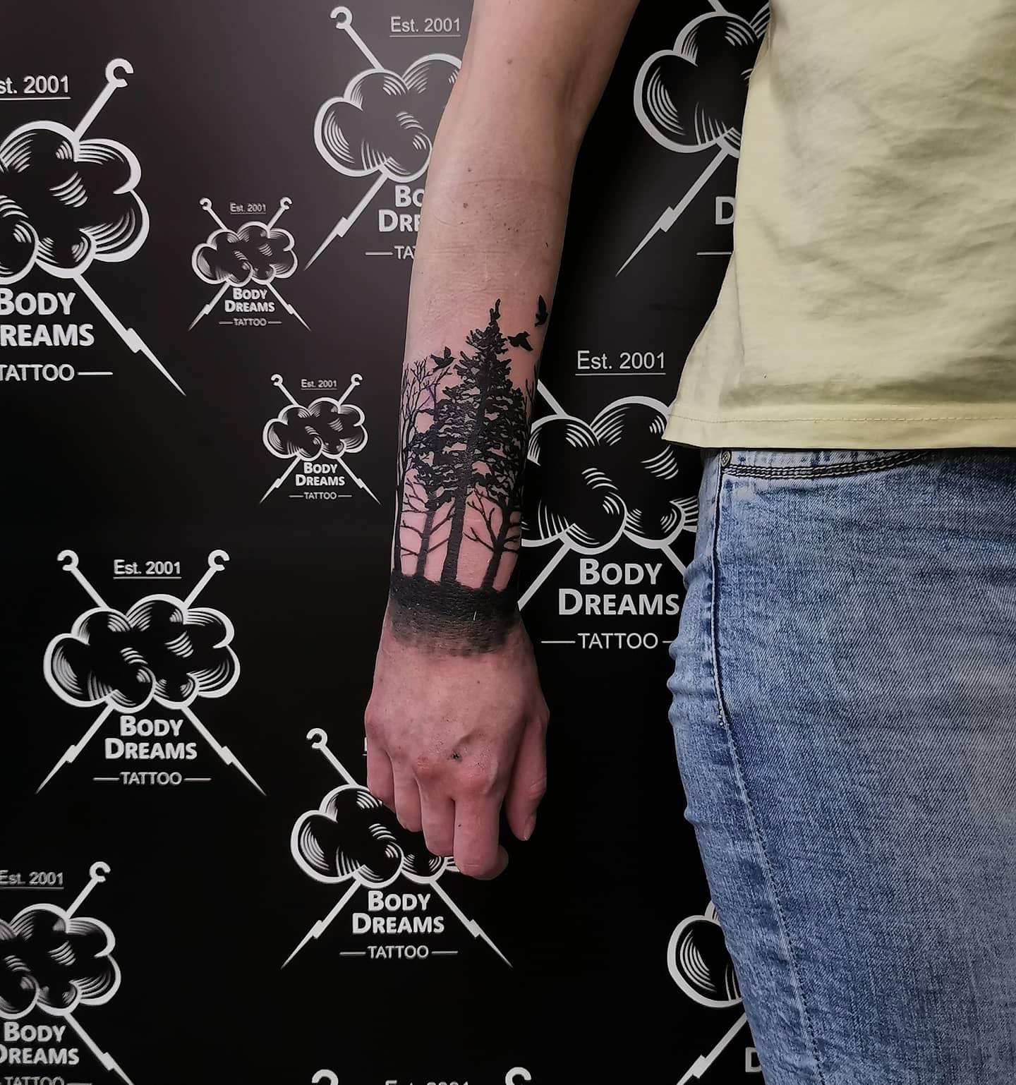 Inksearch tattoo Kuro.and.ink