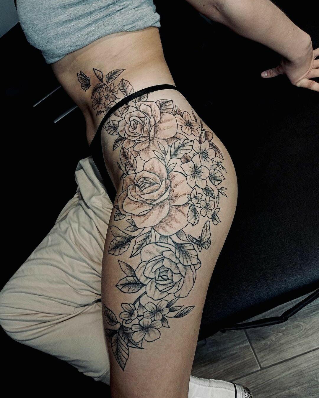 Inksearch tattoo La Familia Tattoo Shop