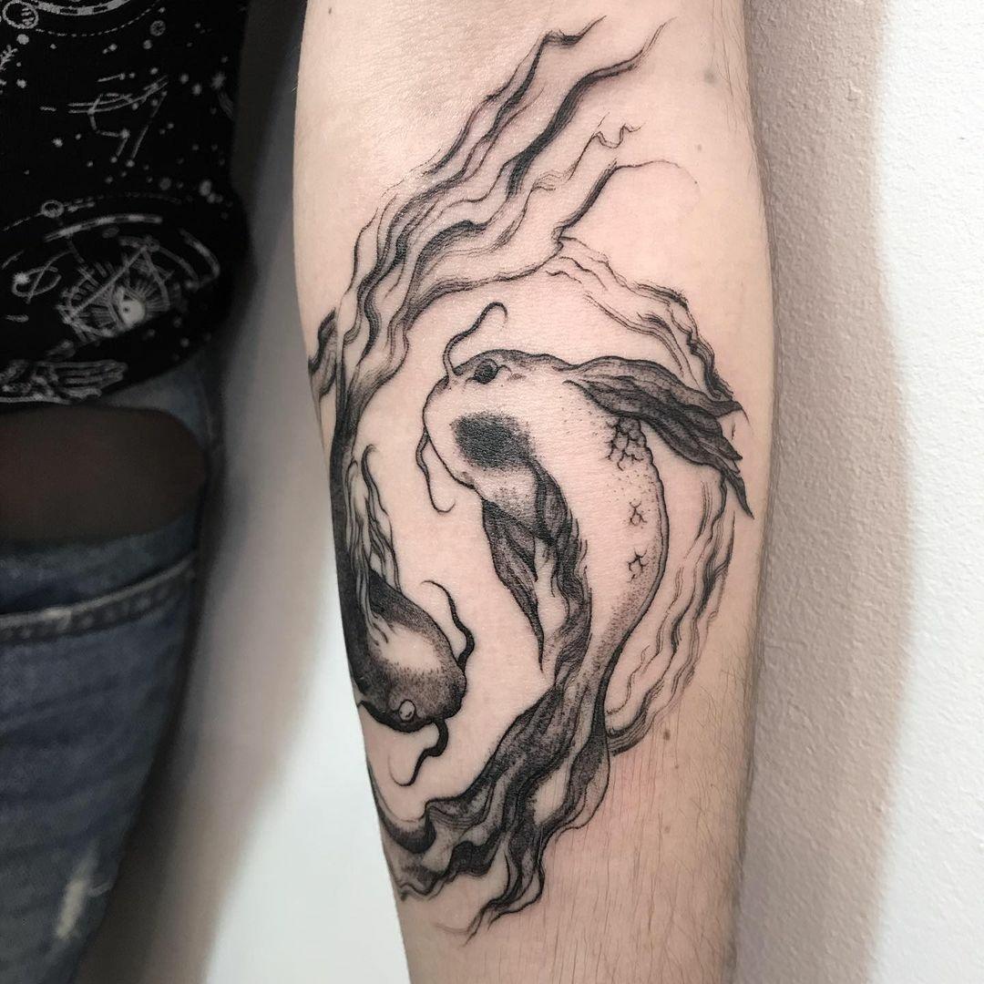 Inksearch tattoo Czarne słońce tattoo