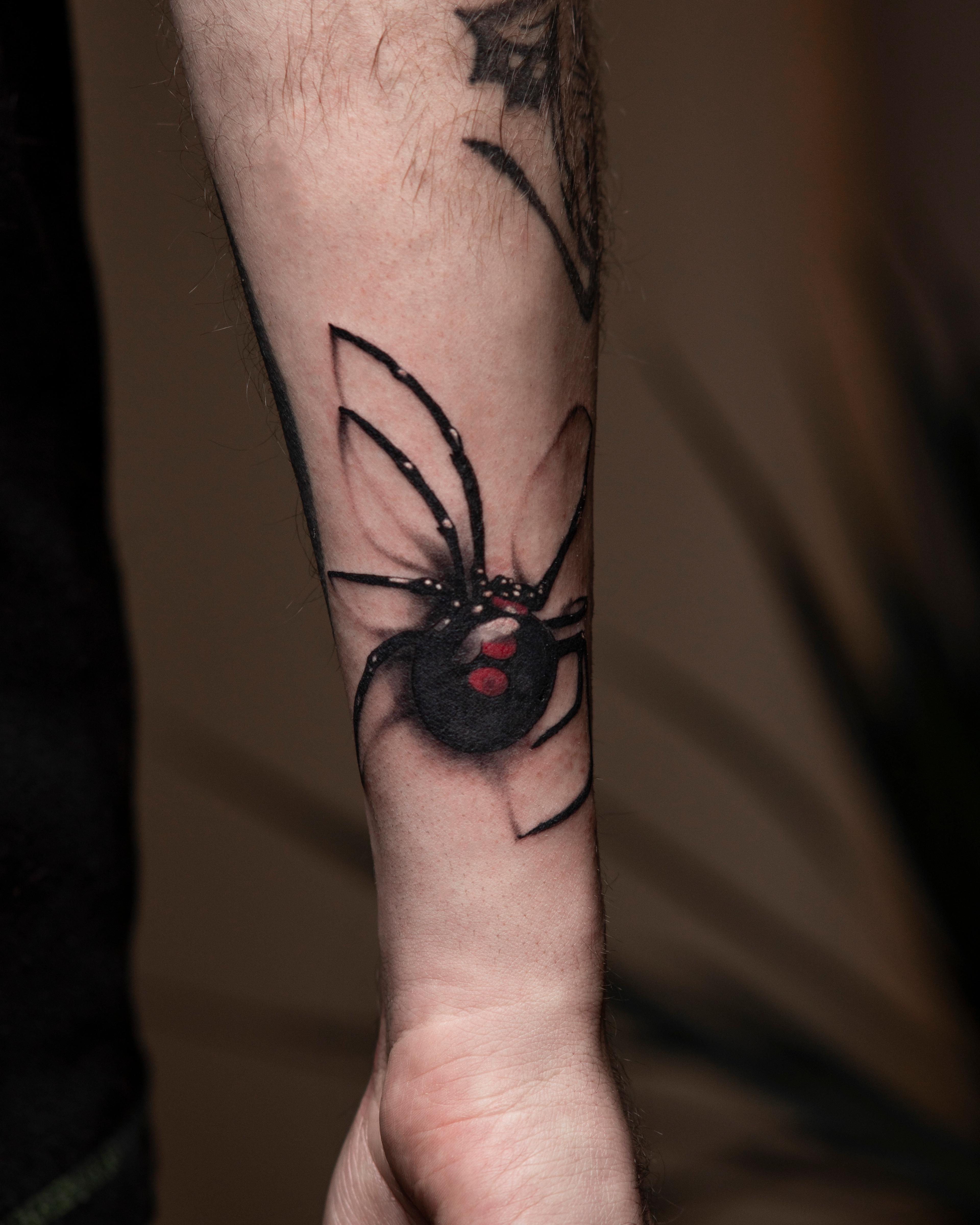 Inksearch tattoo Wściekła Blondyna