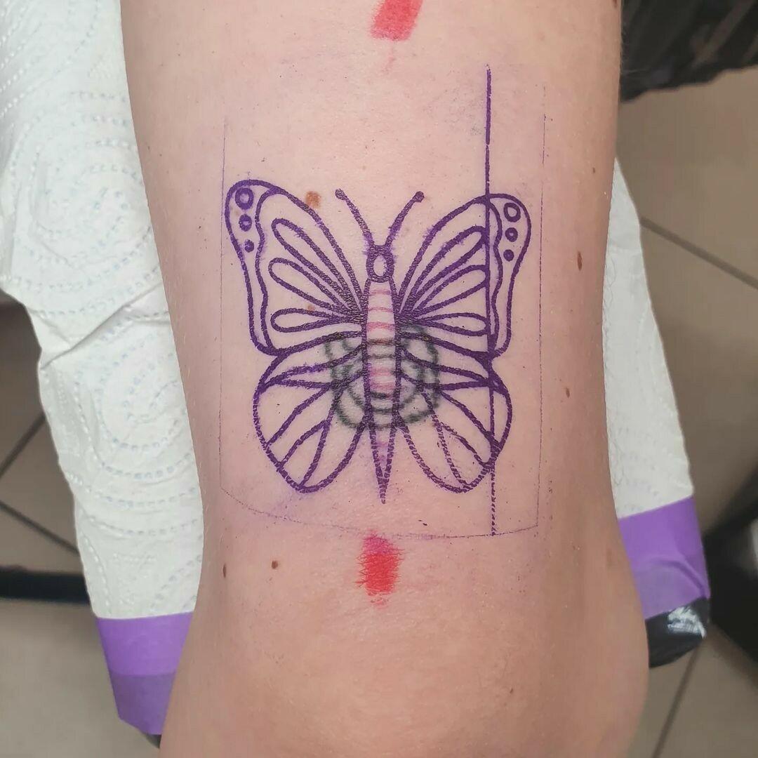 Inksearch tattoo julia.handpoke