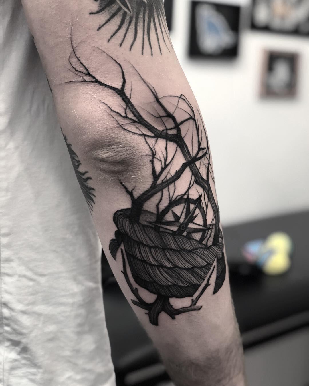 Inksearch tattoo Patryk Chybowski (Boski Tattoo)