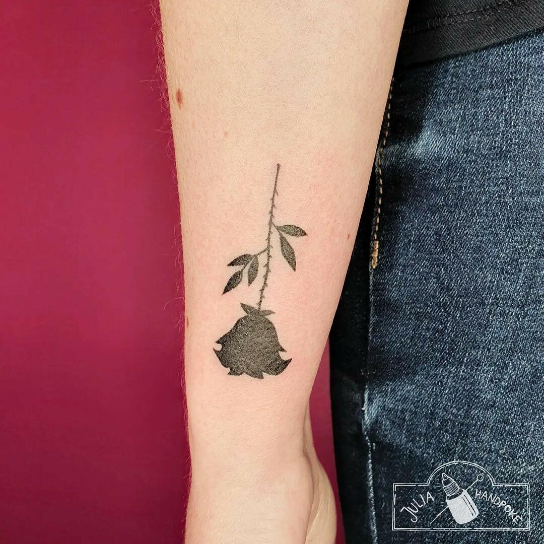 Inksearch tattoo julia.handpoke