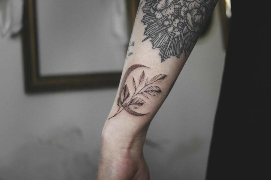 Inksearch tattoo Joasia Luna
