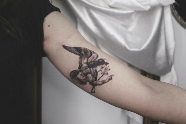 Joasia Luna inksearch tattoo