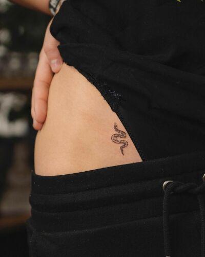 Horyzont inksearch tattoo