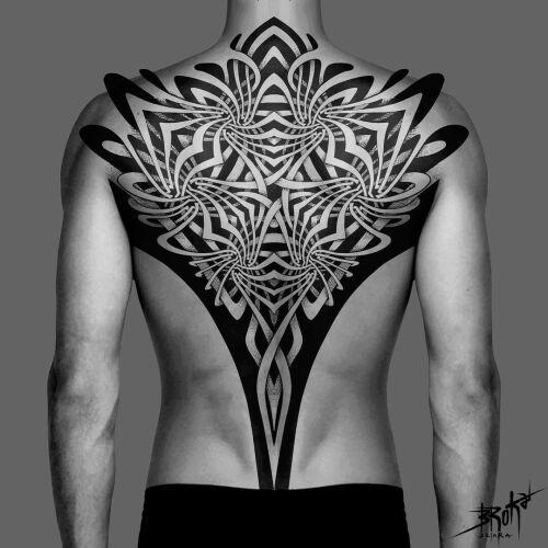 Brokat inksearch tattoo
