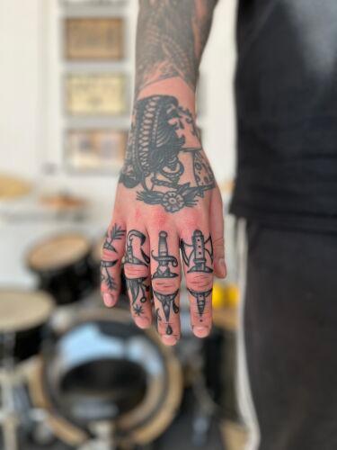 Miejski Folklor Tattoo & Piercing inksearch tattoo