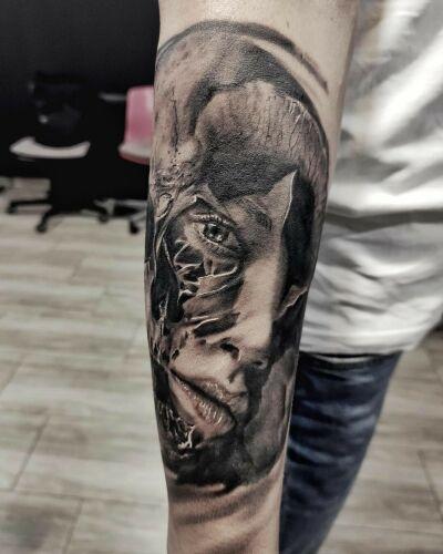 La Familia Tattoo Shop inksearch tattoo