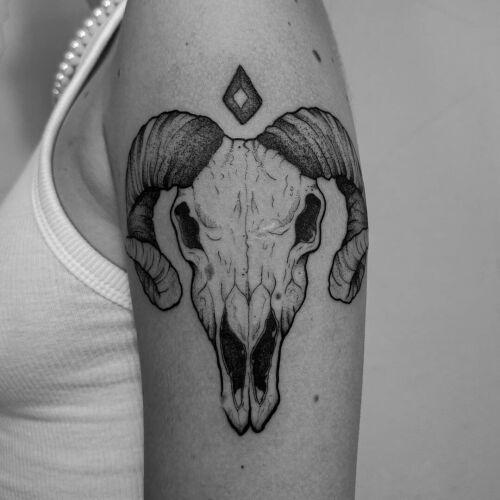 Dziarzky inksearch tattoo