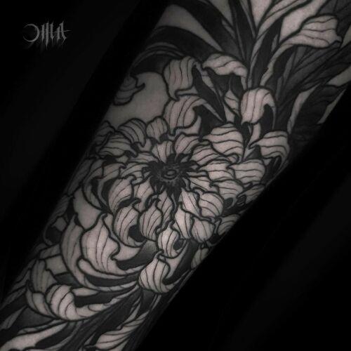 Baba na Rowerze Tattoo inksearch tattoo